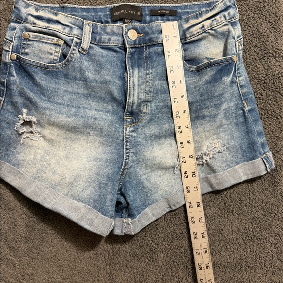 Kendall & Kylie Light Blue Jean Shorts - Picture 5 of 5